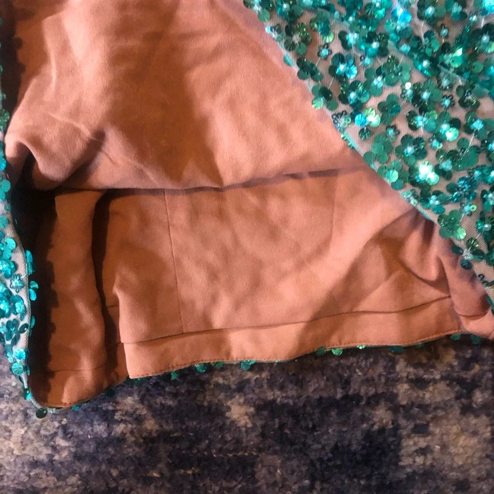 NWB Queen Of Sparkles Green/Teal Poof Sleeve Dress XS perfect for St Patrick’s! - Picture 10 of 16